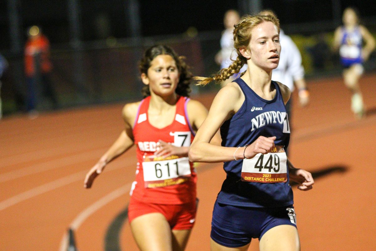 Newport Harbor runner at the 2023 Arcadia Distance Challenge.